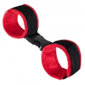Красно-черные велюровые оковы Anonymo - ToyFa - купить с доставкой в Иркутске Красно-черные велюровые оковы Anonymo - ToyFa - купить с доставкой в Иркутске