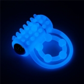 Голубое, светящееся в темноте виброкольцо Lumino Play Vibrating Penis Ring - Lovetoy - в Иркутске купить с доставкой