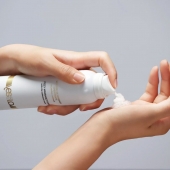 Массажная пена Fizzy Massage Foam - 150 мл. - YESforLOV - купить с доставкой в Иркутске