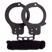 Чёрные наручники из листового металла в комплекте с веревкой BONDX METAL CUFFS LOVE ROPE SET - Dream Toys - купить с доставкой в Иркутске