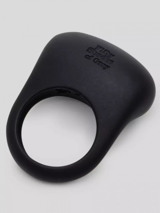 Черное эрекционное виброкольцо Sensation Rechargeable Vibrating Love Ring - Fifty Shades of Grey - в Иркутске купить с доставкой