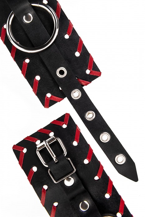 Черно-красные оковы из натуральной кожи - Pecado - купить с доставкой в Иркутске